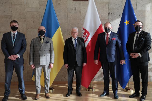 Minister spraw zagranicznych RP, profesor Zbigniew Rau, złożył dziś roboczą wizytę w Kijowie